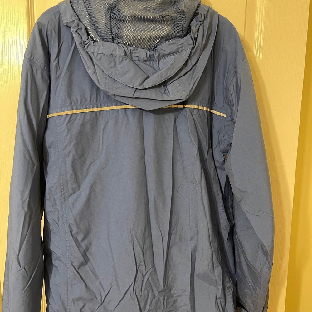 Vineyard Vines Dusty Blue Hooded Utility Jacket with Reflective Trim - Picture 6 of 6